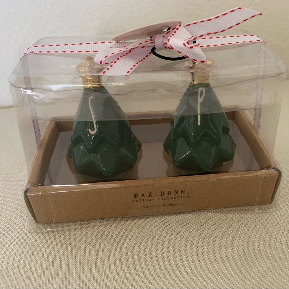 Small Rae Dunn Salt & Pepper Shakers Christmas Tree with Star NIB Set of 2
